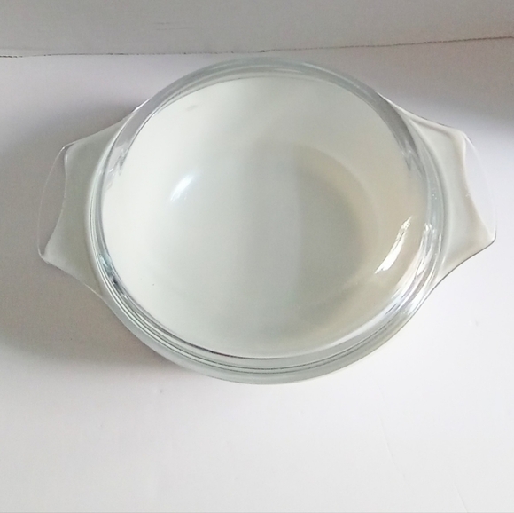 Pyrex England casserole 8 inches Emily spring garden pattern - Picture 9 of 9